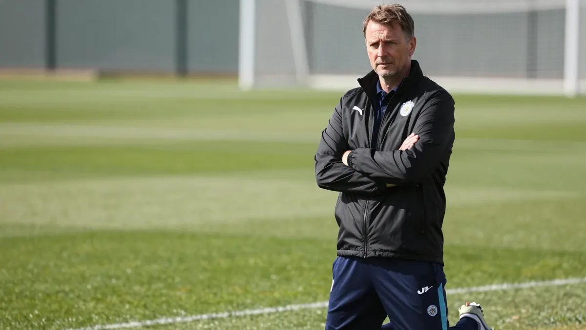 GAP Connah S Quay FC manager John Disney says his side face a tough challenge at Colwyn Bay as they aim to respond to a...